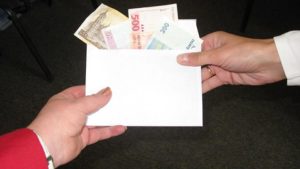 Sukčių laimikis – patiklių radviliškiečių pinigai